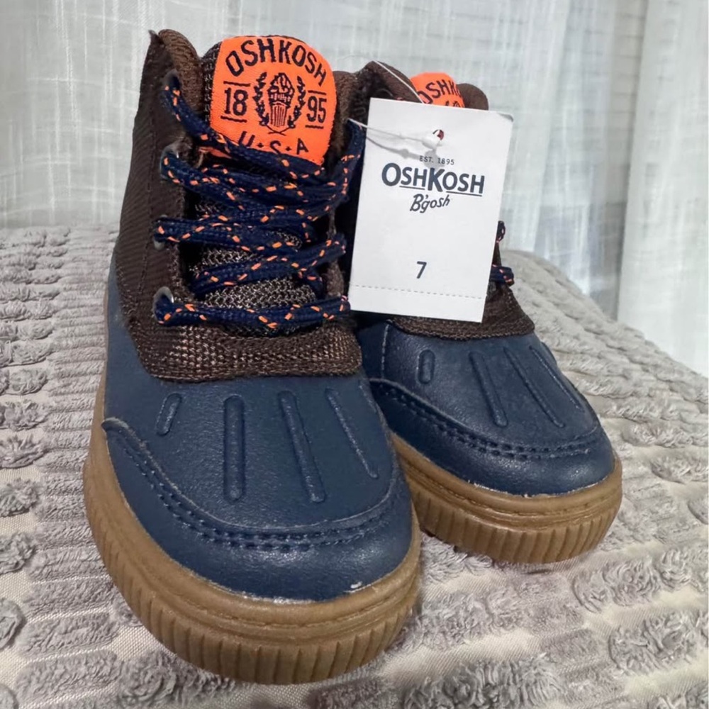 OshKosh B'Gosh Grayson B Urban Casual Lace Up Duck Boots Toddler 7 Waterproof